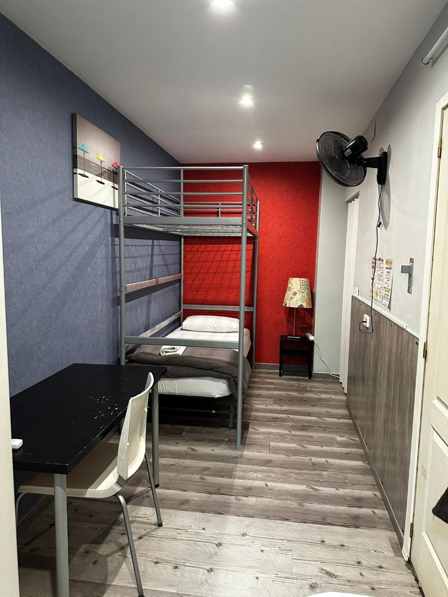 BCN Condal Hostal Barcellona Esterno foto