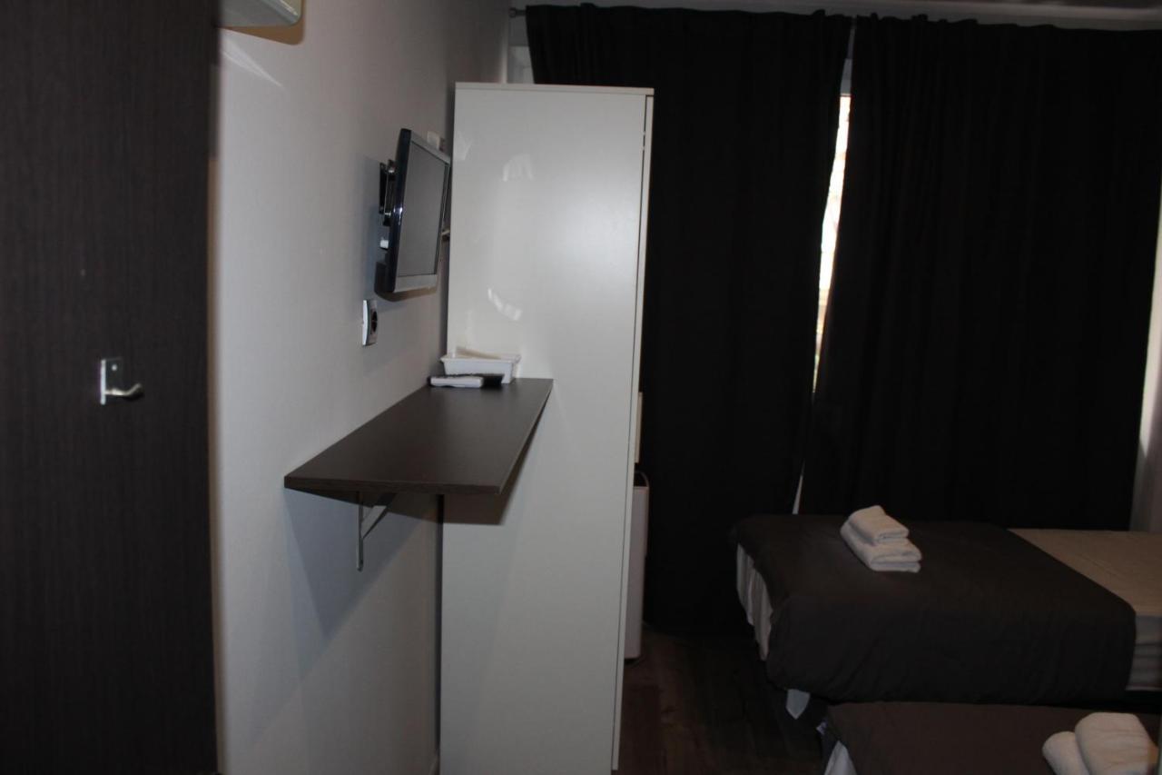 BCN Condal Hostal Barcellona Esterno foto