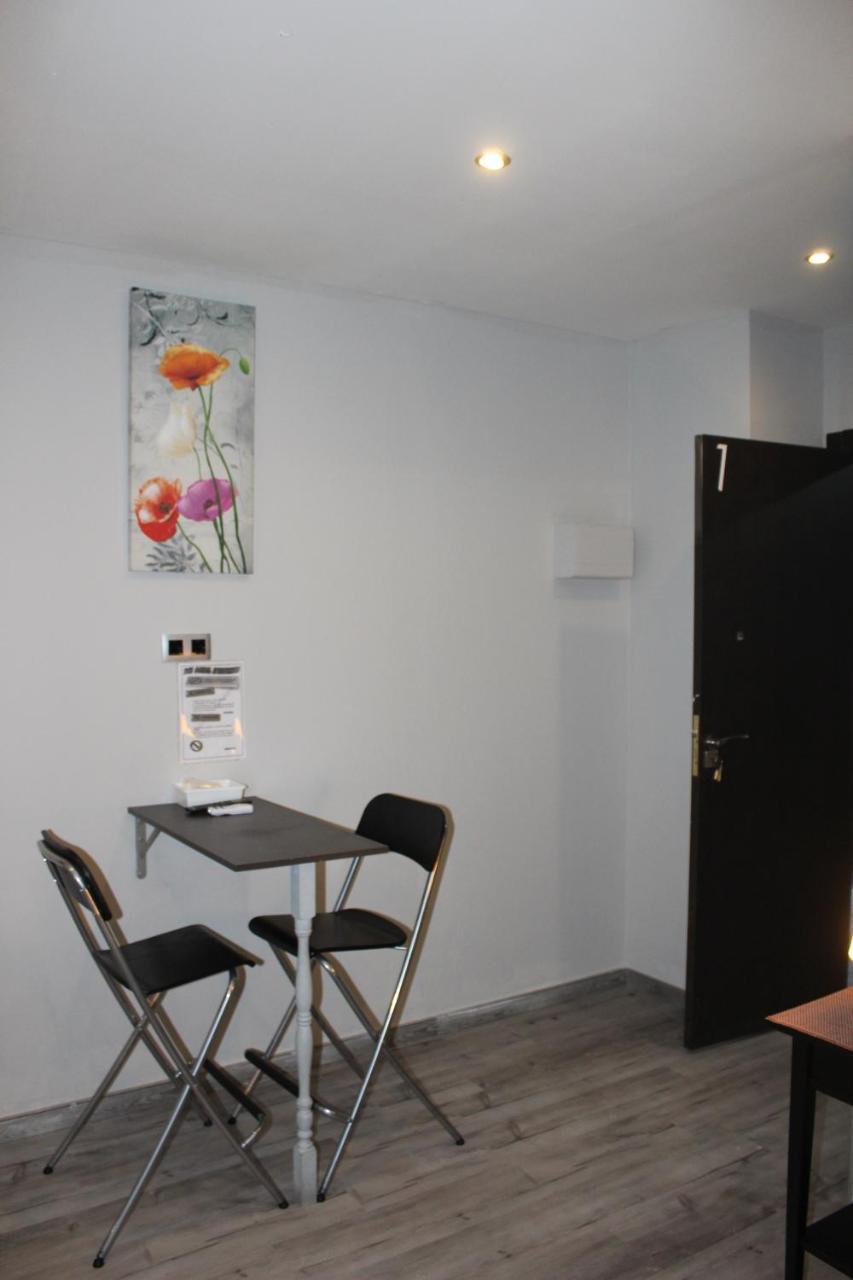BCN Condal Hostal Barcellona Esterno foto