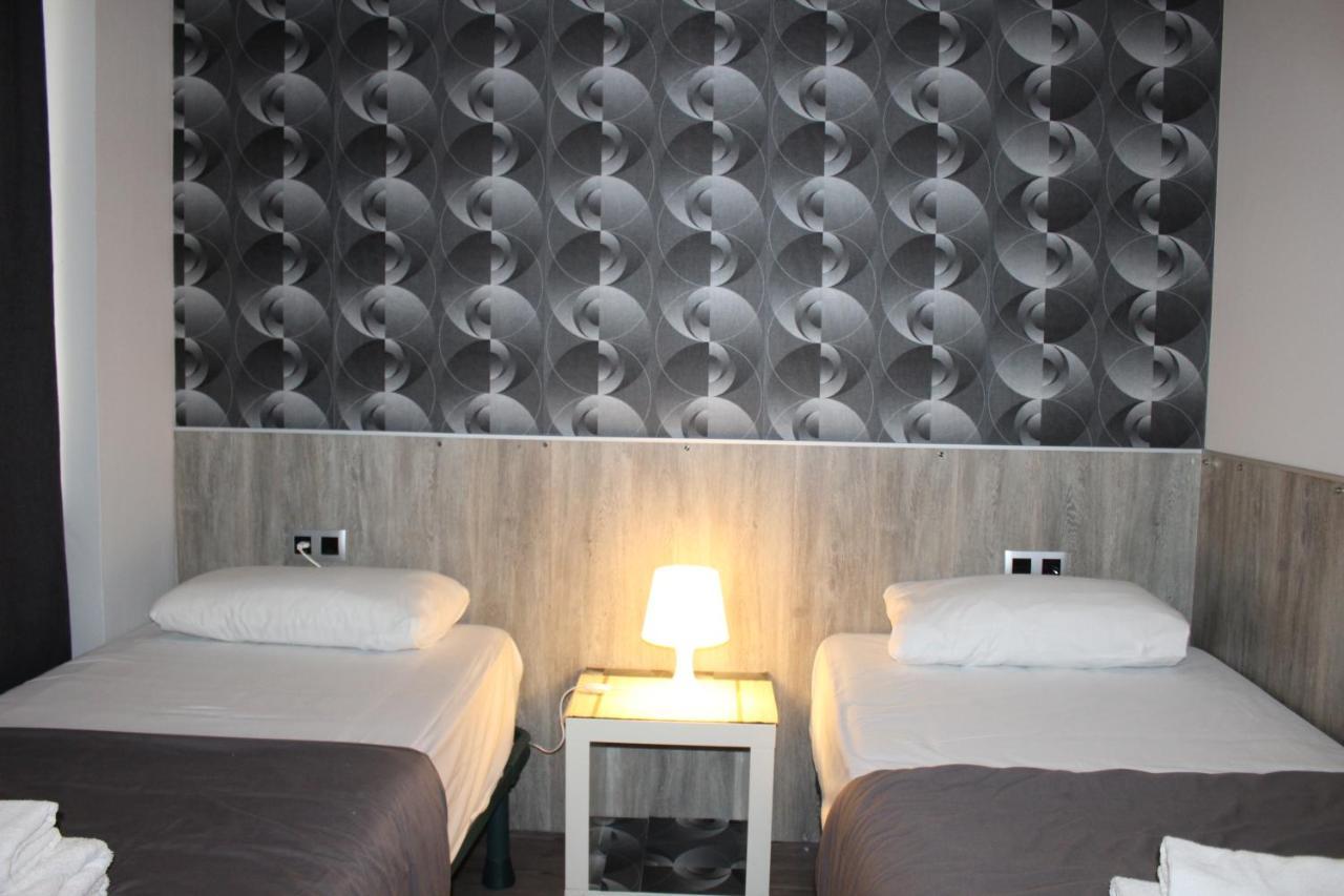 BCN Condal Hostal Barcellona Esterno foto