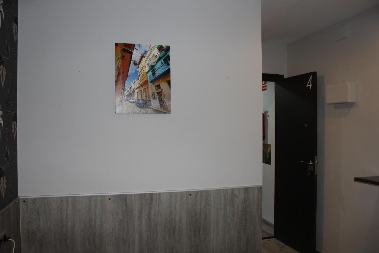 BCN Condal Hostal Barcellona Esterno foto